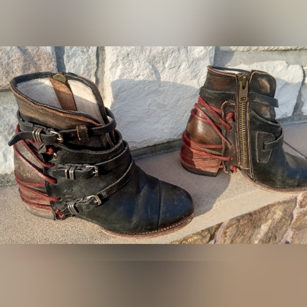 Freebird by Stephen Freebird Crue Ankle Booties